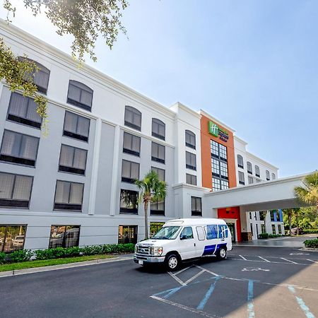 Holiday Inn Express & Suites Jacksonville South East - Medical Center Area, An Ihg Hotel Exterior photo