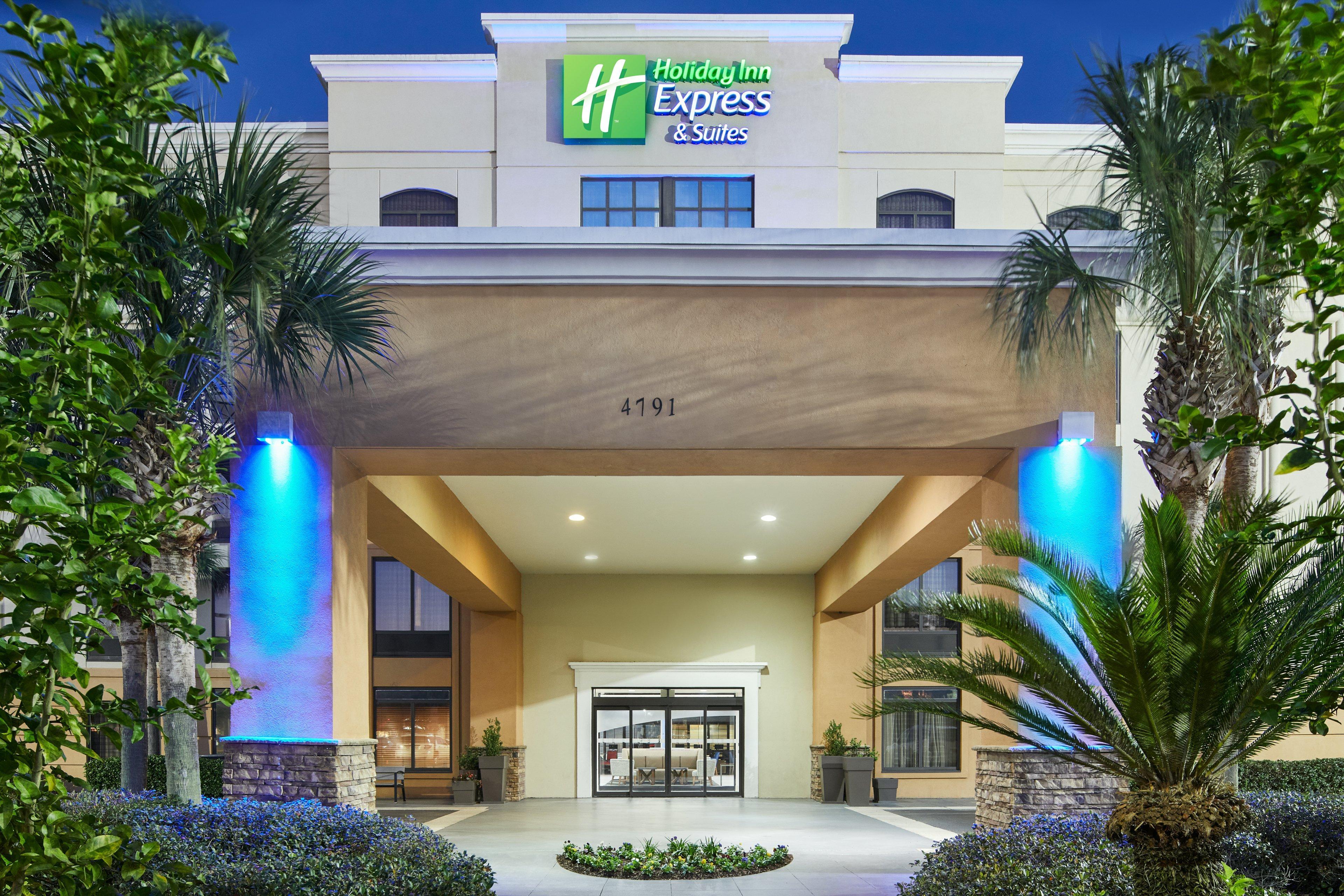 Holiday Inn Express & Suites Jacksonville South East - Medical Center Area, An Ihg Hotel Exterior photo