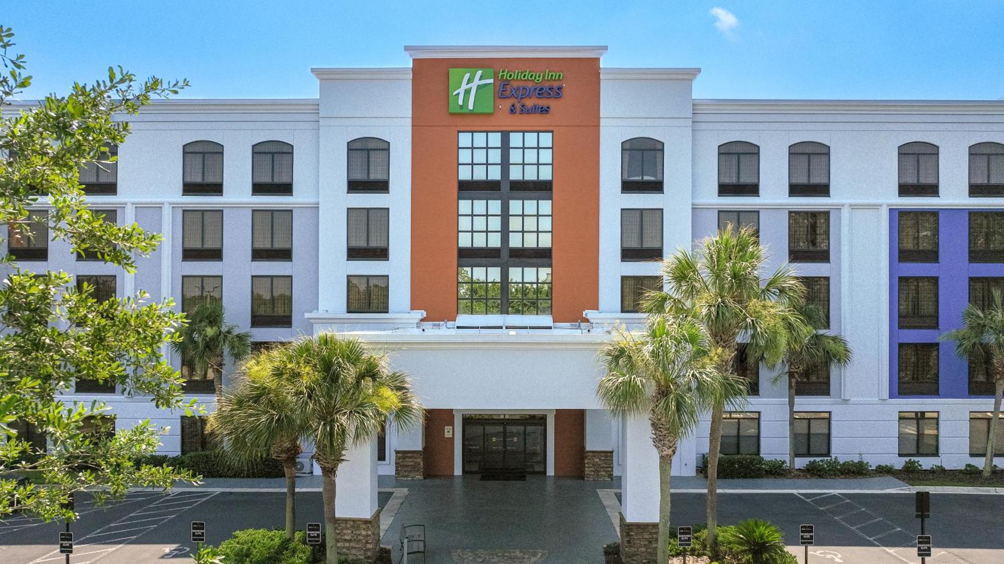 Holiday Inn Express & Suites Jacksonville South East - Medical Center Area, An Ihg Hotel Exterior photo