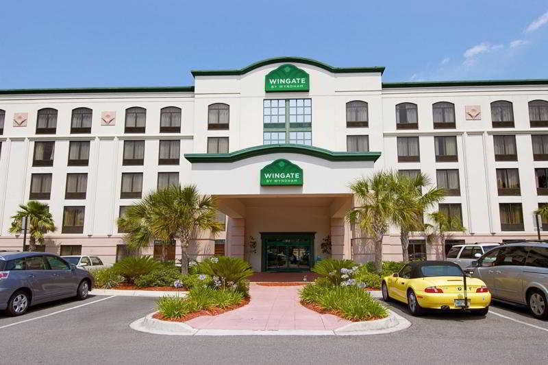 Holiday Inn Express & Suites Jacksonville South East - Medical Center Area, An Ihg Hotel Exterior photo